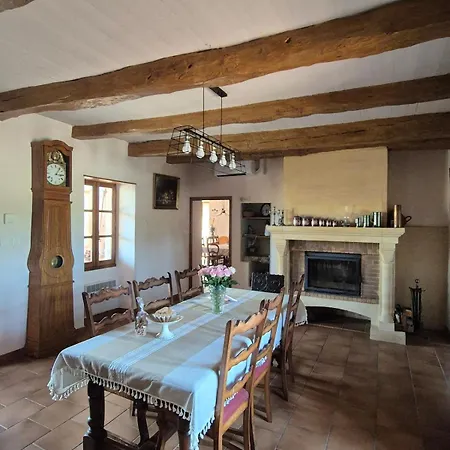 Des Rosiers Tatil Evi