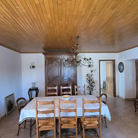 Des Rosiers Сasa de vacaciones *