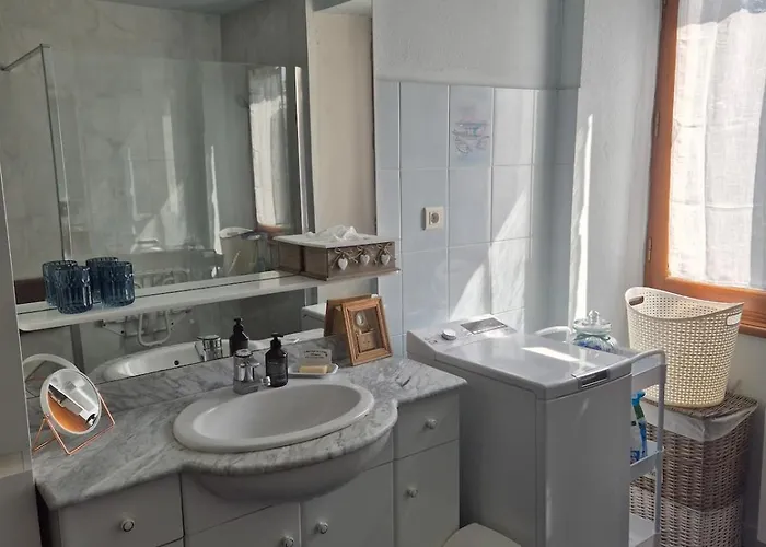 Des Rosiers Nyaraló *