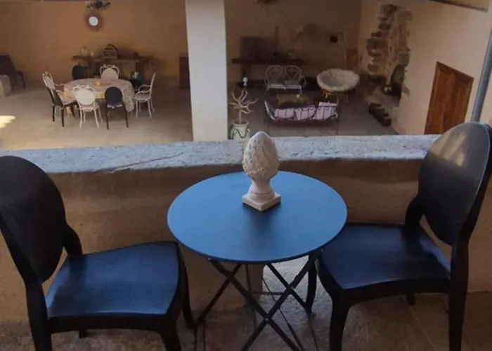 Des Rosiers Nyaraló *